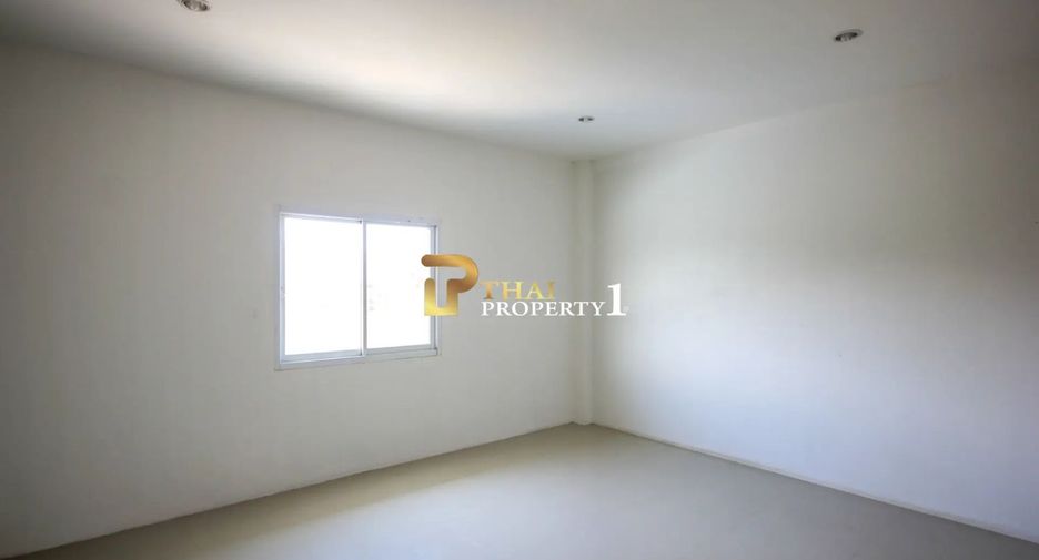 For sale 8 bedrooms retail Space in Hua Hin, Prachuap Khiri Khan