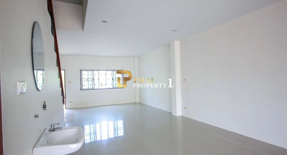 For sale 8 bedrooms retail Space in Hua Hin, Prachuap Khiri Khan
