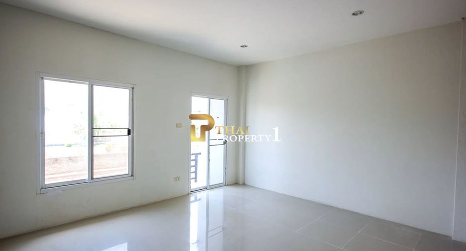 For sale 8 bedrooms retail Space in Hua Hin, Prachuap Khiri Khan