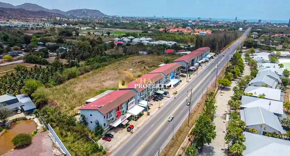 For sale 8 bedrooms retail Space in Hua Hin, Prachuap Khiri Khan
