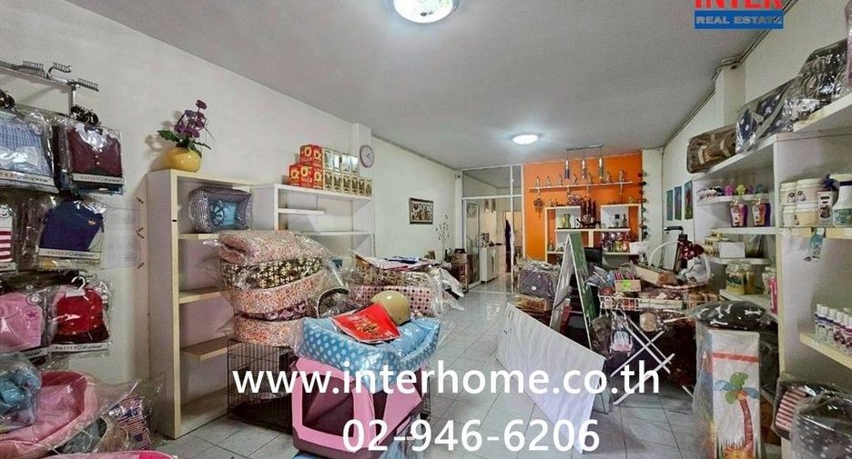 For sale retail Space in Mueang Suphanburi, Suphan Buri