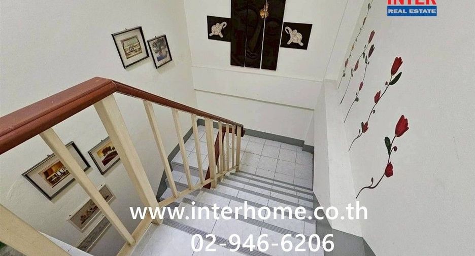For sale retail Space in Mueang Suphanburi, Suphan Buri