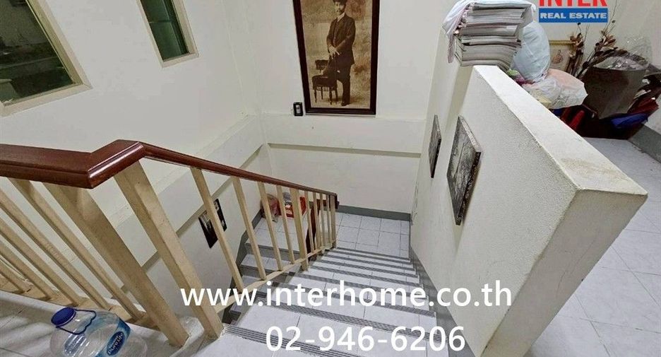 For sale retail Space in Mueang Suphanburi, Suphan Buri