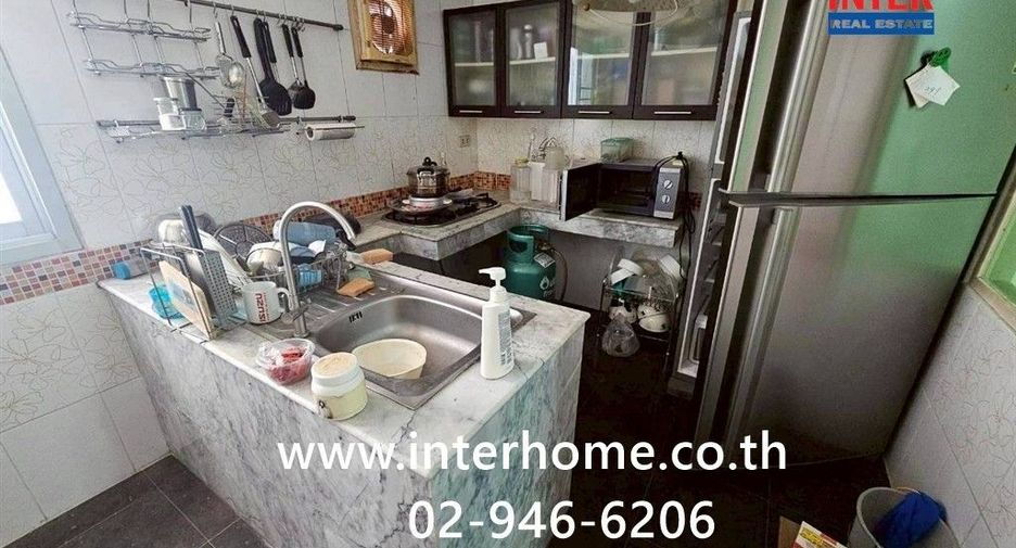 For sale retail Space in Mueang Suphanburi, Suphan Buri