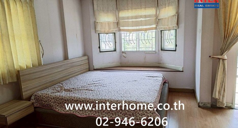 Продажа 4 спальни дом в Bang Kruai, Нонтабури