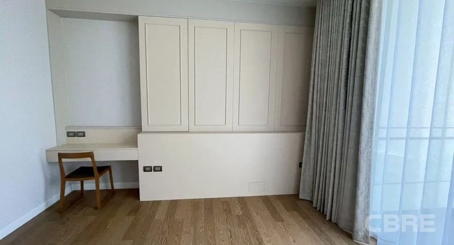 For rent and for sale 1 bed condo in Khlong San, Bangkok