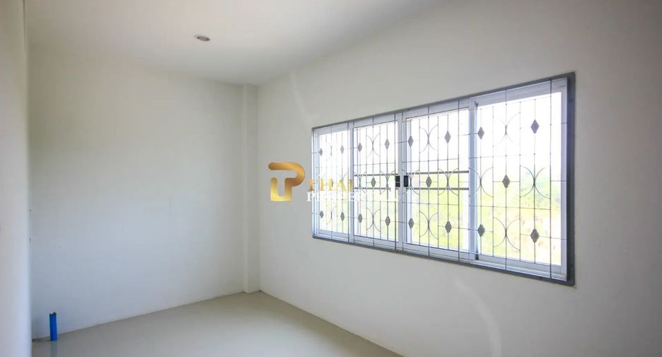 For sale 4 bedrooms retail Space in Hua Hin, Prachuap Khiri Khan