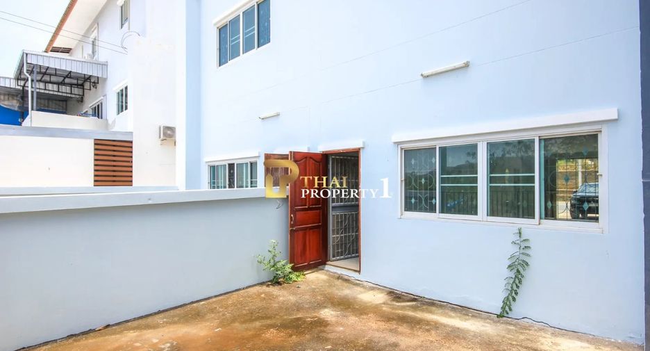 For sale 4 bedrooms retail Space in Hua Hin, Prachuap Khiri Khan