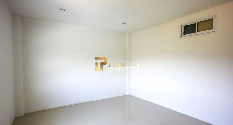 For sale 4 bedrooms retail Space in Hua Hin, Prachuap Khiri Khan