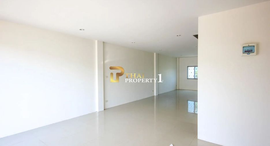 For sale 4 bedrooms retail Space in Hua Hin, Prachuap Khiri Khan