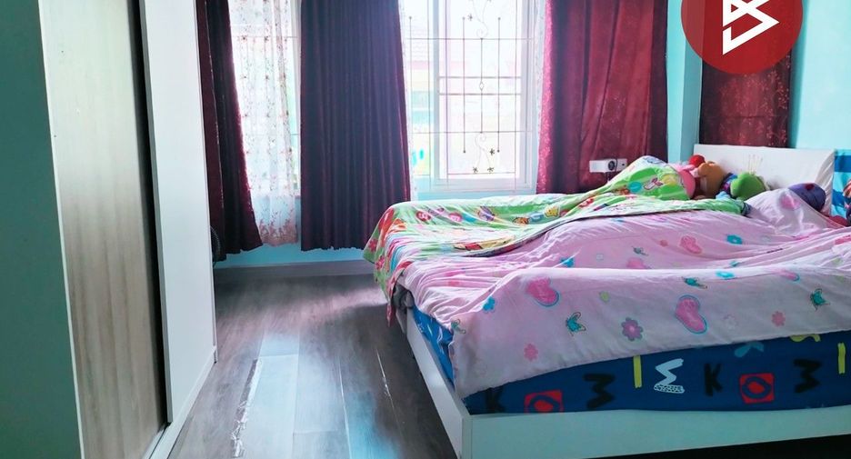Продажа 3 спальни дом в Phan Thong, Чонбури