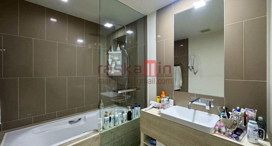 For sale 2 bedrooms condo in North Pattaya, Pattaya