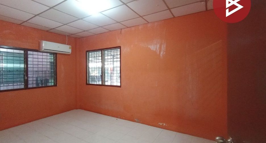 For sale 2 bedrooms townhouse in Ban Pong, Ratchaburi