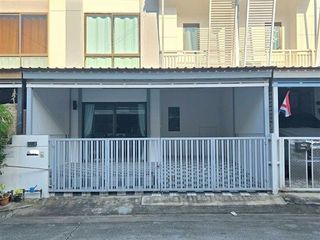 Продажа 3 спальни таунхаус в Khlong Luang, Патумтани