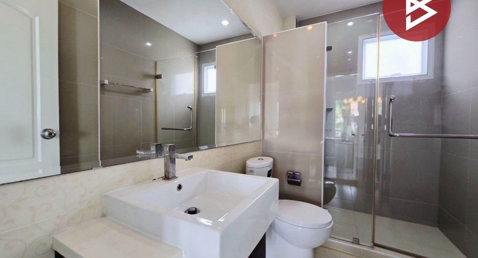 For sale 3 bedrooms house in Mueang Samut Prakan, Samut Prakan