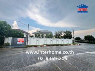 出售 4 卧室 独立屋 在 Mueang Pathum Thani, Pathum Thani