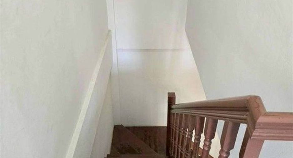 For sale 2 bedrooms townhouse in Mueang Samut Prakan, Samut Prakan