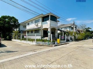 Casa en venta de 4 habitaciones en Phra Samut Chedi, Samut Prakan