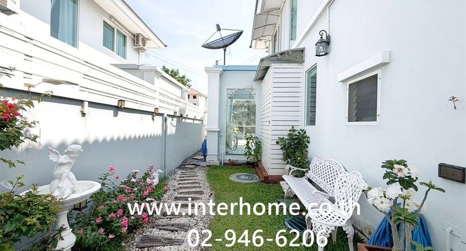 For sale 3 bedrooms house in Phra Samut Chedi, Samut Prakan