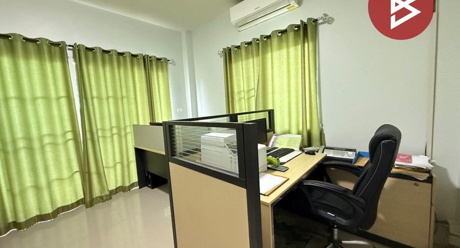 For sale 3 bedrooms house in Nakhon Chai Si, Nakhon Pathom