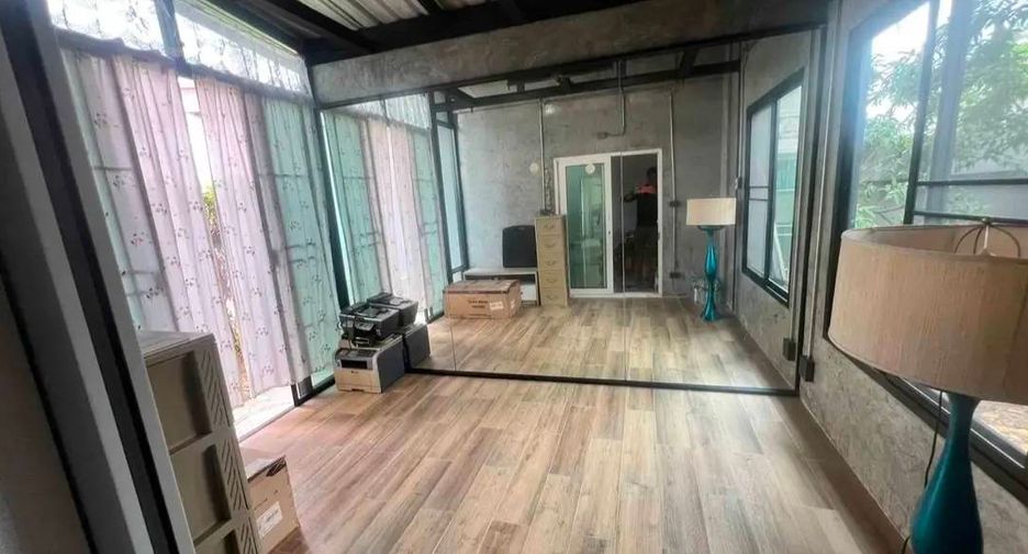For sale 4 bedrooms house in Hang Dong, Chiang Mai