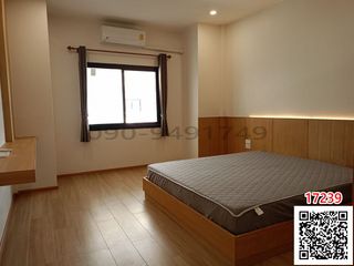 For rent 2 bedrooms townhouse in Bang Na, Bangkok