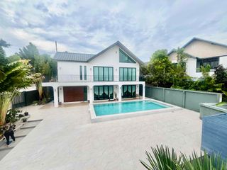 For sale 4 ベッドルーム villa in Bang Lamung, Chonburi