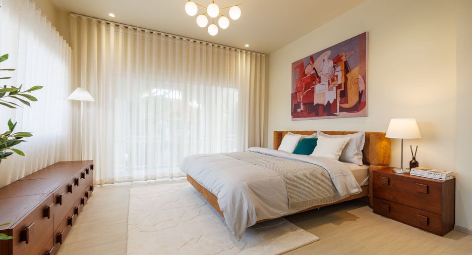 For rent and for sale 4 bedrooms villa in San Sai, Chiang Mai