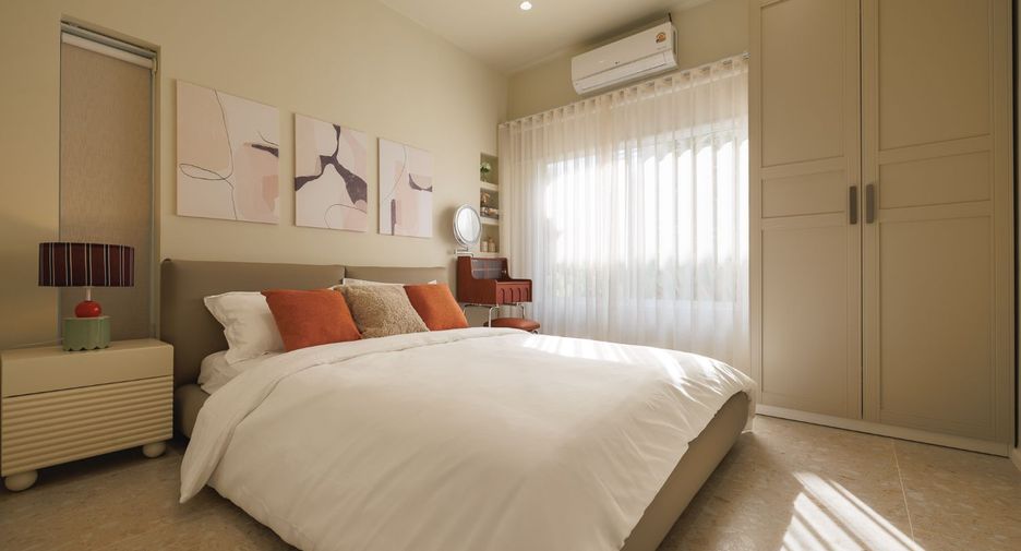 For rent and for sale 4 bedrooms villa in San Sai, Chiang Mai