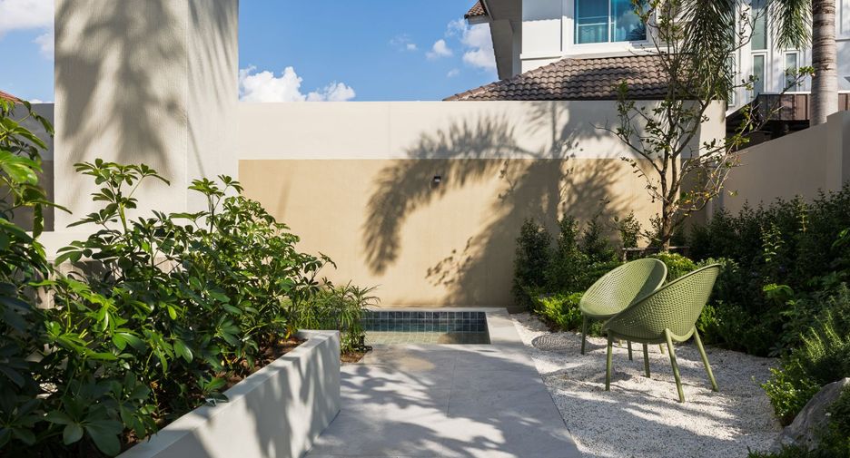 For rent and for sale 4 bedrooms villa in San Sai, Chiang Mai