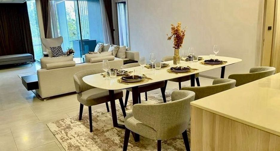 For rent 3 bedrooms condo in Watthana, Bangkok