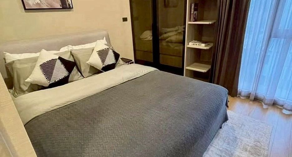 For rent 3 bedrooms condo in Watthana, Bangkok