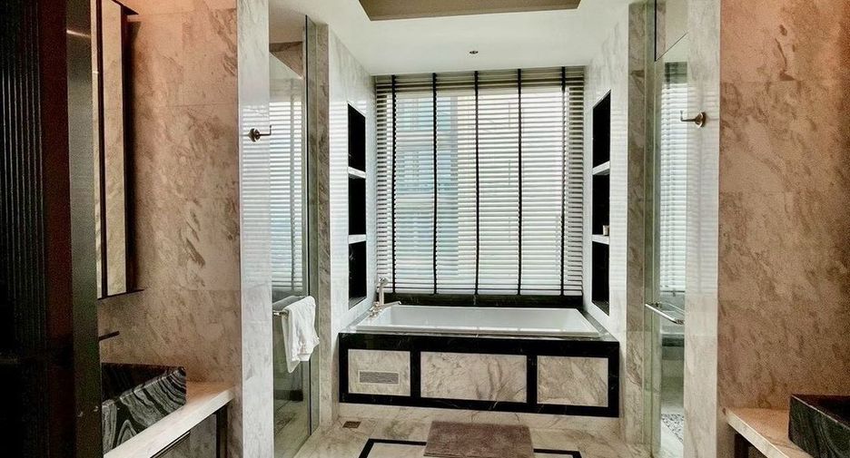 For rent and for sale 2 bedrooms condo in Khlong San, Bangkok
