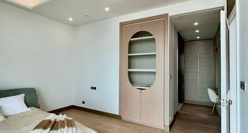 For rent and for sale 2 bedrooms condo in Khlong San, Bangkok