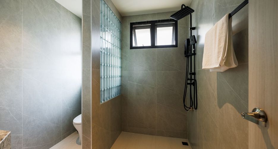 Casa en alquiler y en venta de 5 habitaciones en Mueang Chiang Mai, Chiang Mai