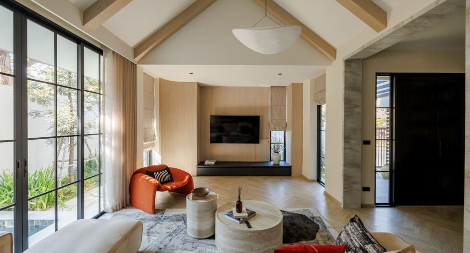 Casa en alquiler y en venta de 5 habitaciones en Mueang Chiang Mai, Chiang Mai