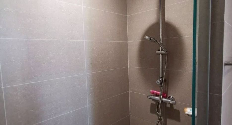 For rent and for sale 1 bed condo in Pathum Wan, Bangkok