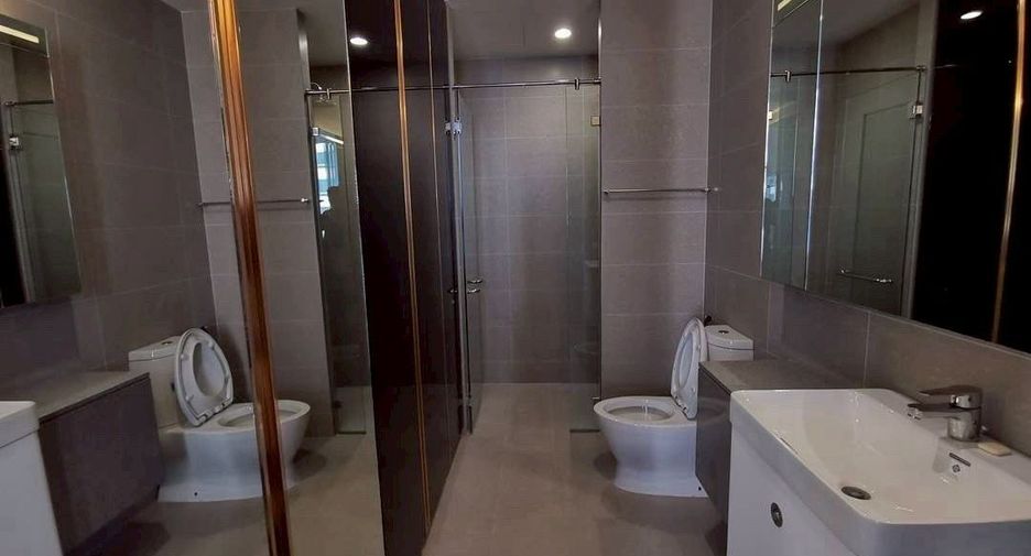 For rent and for sale 1 bed condo in Pathum Wan, Bangkok