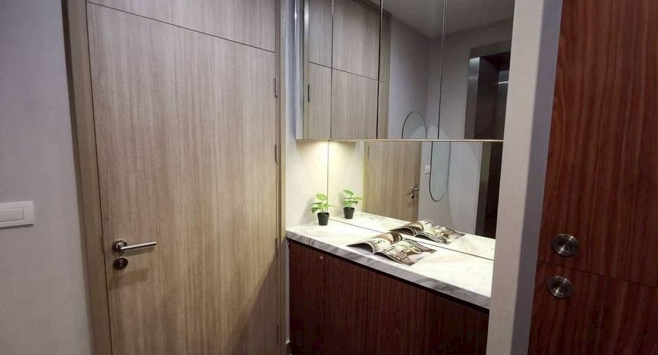 For rent and for sale 1 bed condo in Pathum Wan, Bangkok