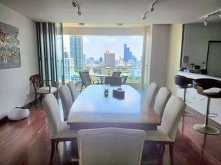 À louer 3 chambres condo à Watthana, Bangkok