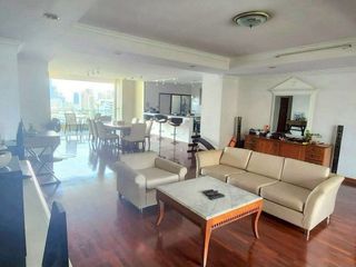 À louer 3 chambres condo à Watthana, Bangkok