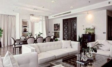 For rent 4 bedrooms condo in Pathum Wan, Bangkok
