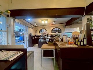 For rent retail Space in Watthana, Bangkok