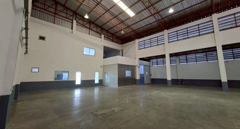 For rent warehouse in Mueang Samut Prakan, Samut Prakan