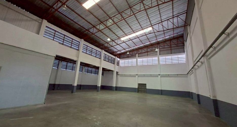 For rent warehouse in Mueang Samut Prakan, Samut Prakan