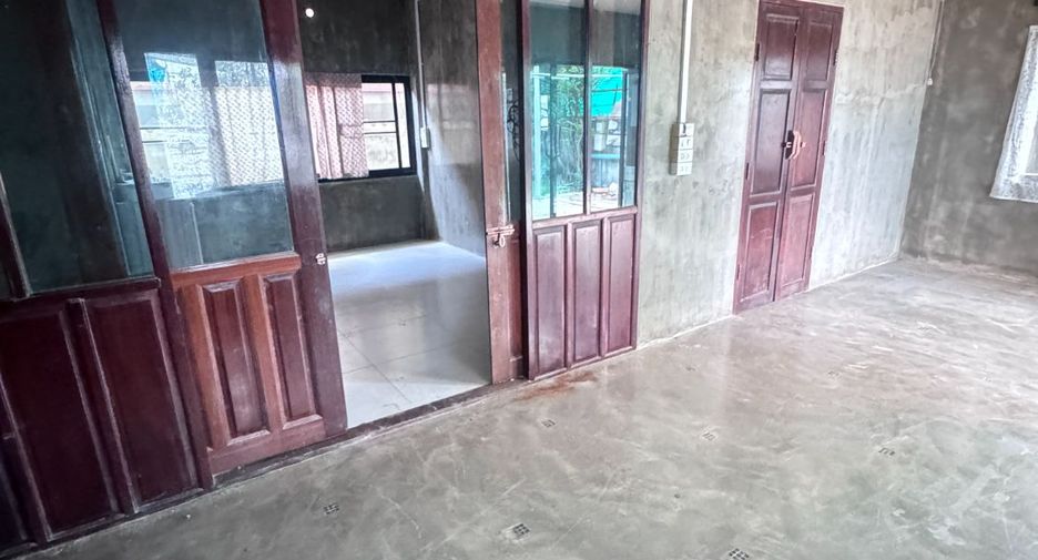 For sale land in Phanat Nikhom, Chonburi