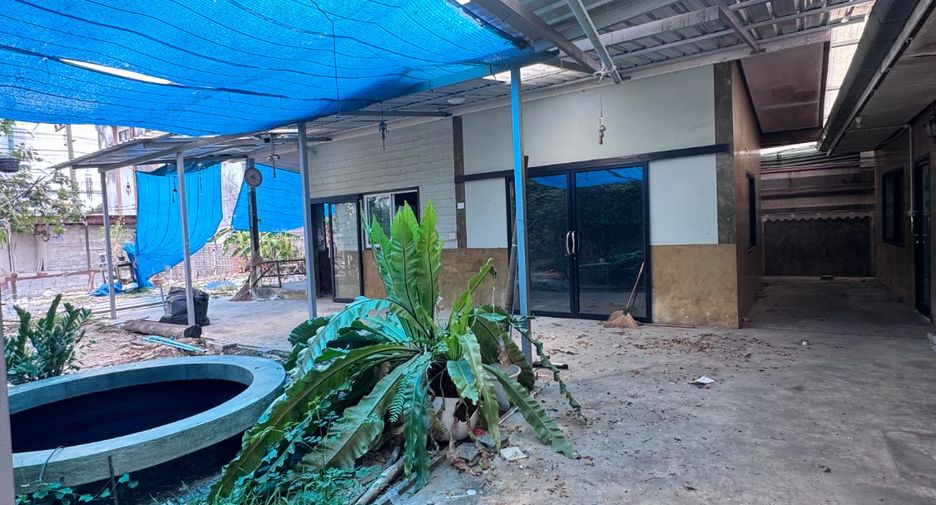 For sale land in Phanat Nikhom, Chonburi