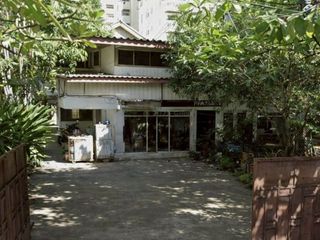 For rent retail Space in Khlong Toei, Bangkok