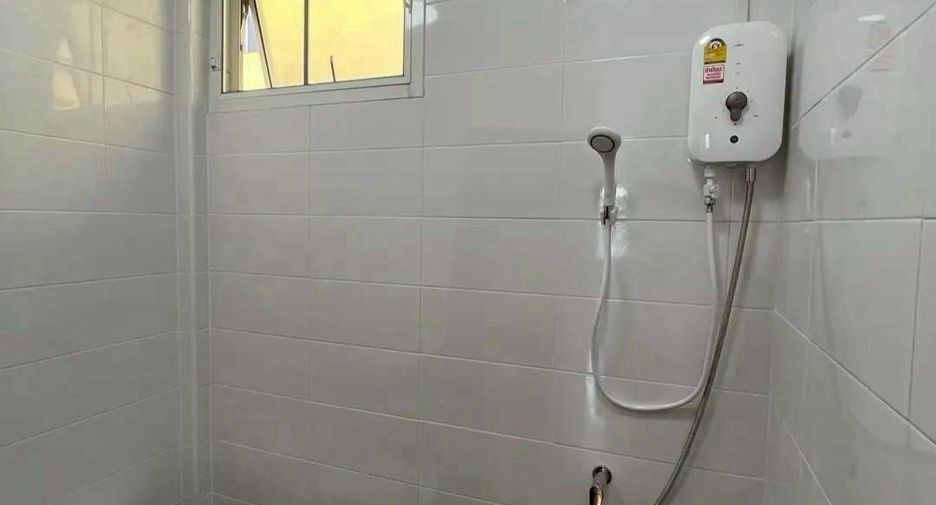 For rent 3 bedrooms house in Suan Luang, Bangkok