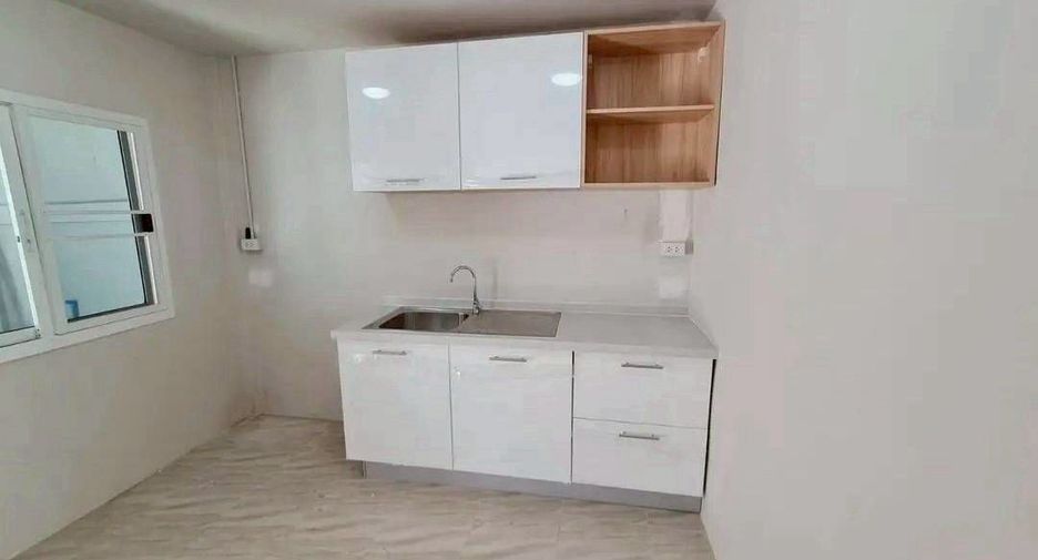 For rent 3 bedrooms house in Suan Luang, Bangkok
